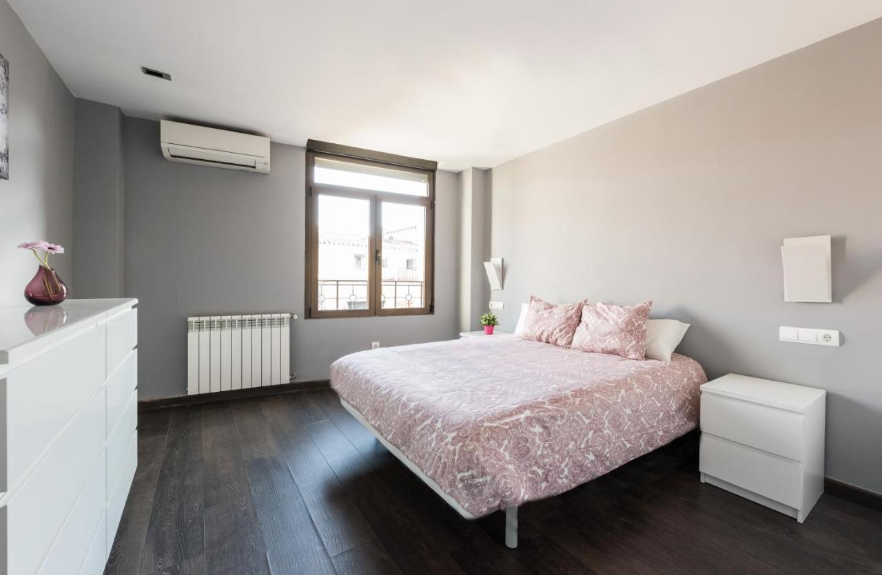 Carretas Arrendamiento De Temporada Apartman Madrid Kültér fotó